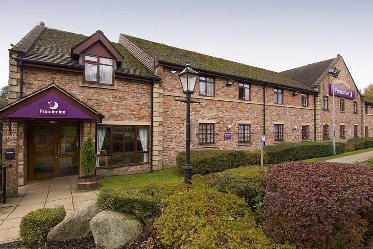 Premier Inn Rochdale Exterior photo